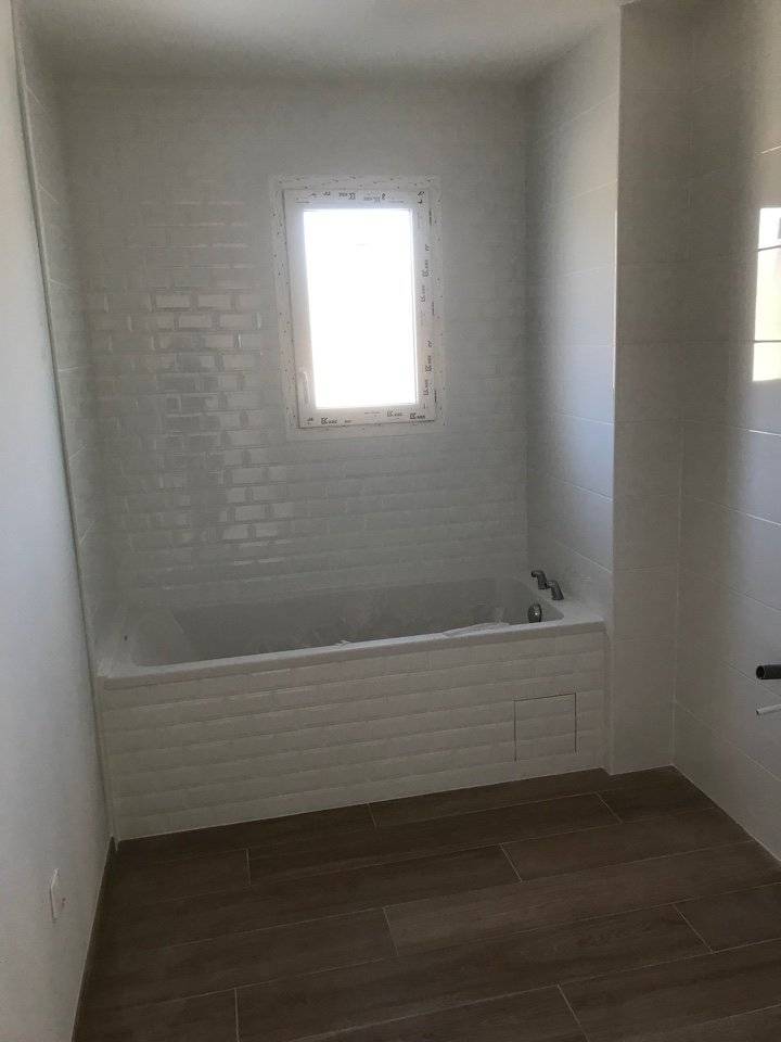 carrelage épais baignoire